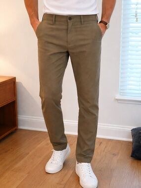 Banana Republic Olive Green - Slim Fit 34x32